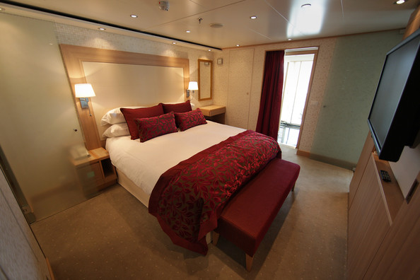 Seabourn Sojourn, супер-яхта, новости