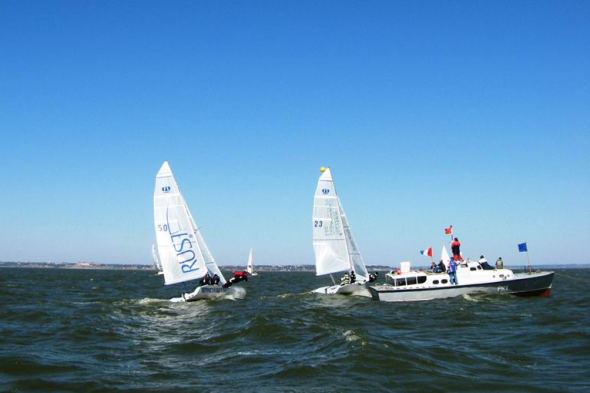 яхта эм-ка, таганрог, парусный спорт, регата паруса осени 2010, команда rus7