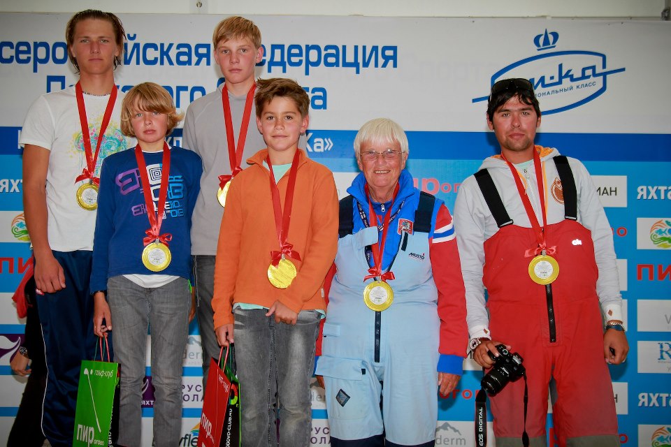 яхта эм ка, детская регата, парусная школа, парусный спорт, яхт клуб пирогово