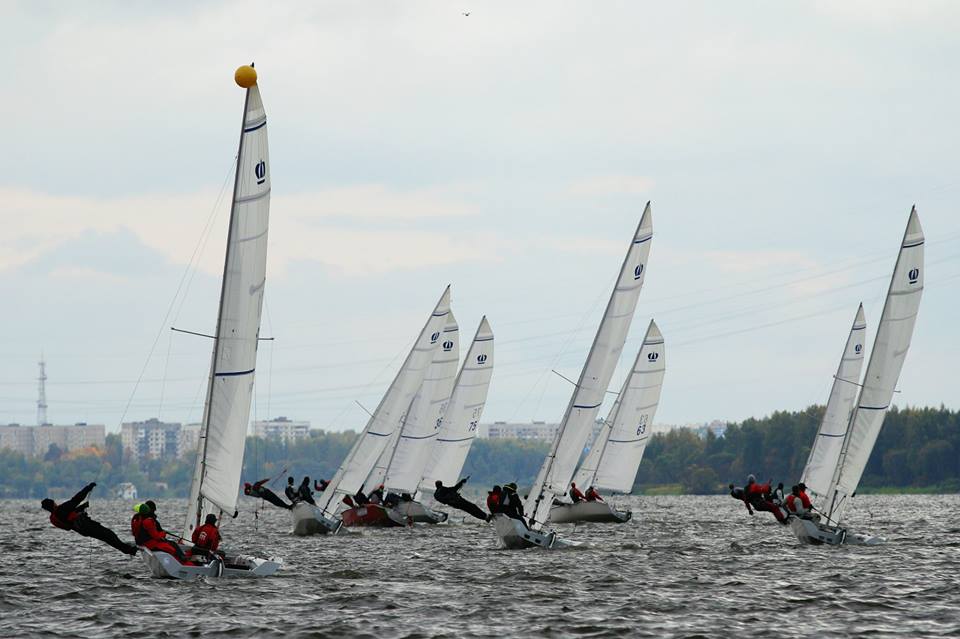 яхта эм ка, чемпионат россии, чемпионат эм ка, гонки на яхтах, конаково ривер клаб