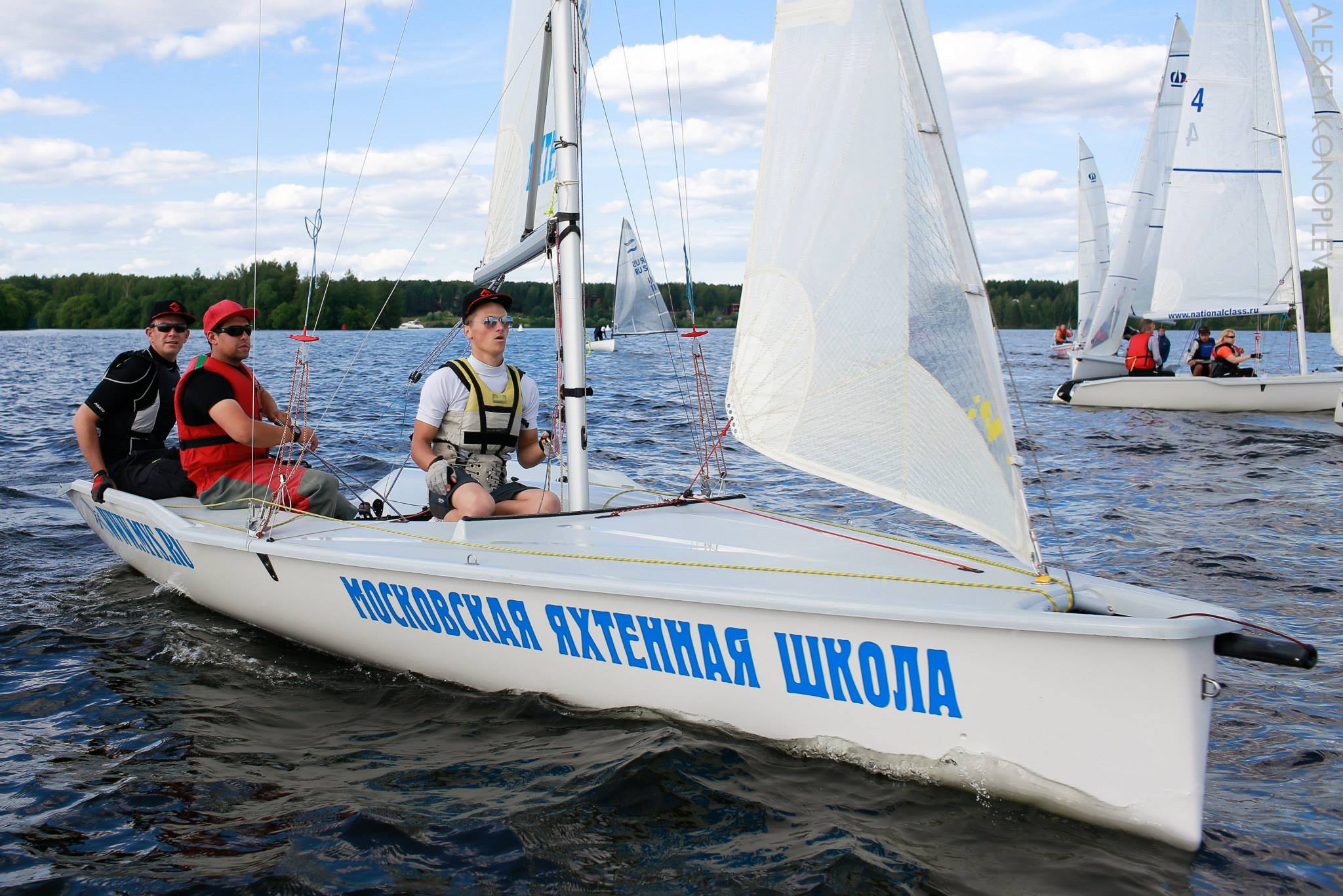 яхта эм ка, регата, пирогово, вечерние гонки, яхт клуб, freestyle race, хельшер, пузанов, кирилюк