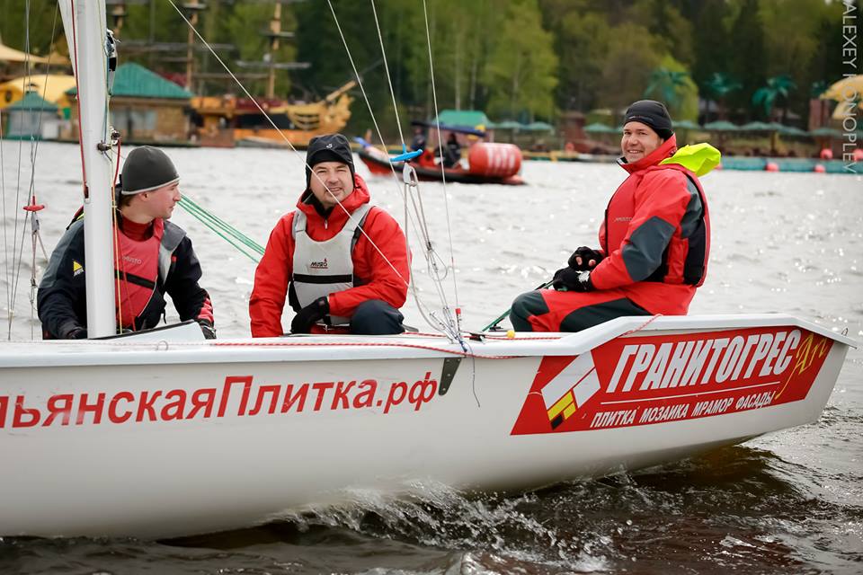 яхта эм ка, пирогово, регата, гонки на яхтах, майская встреча, ланкин, маянцев, абрамов