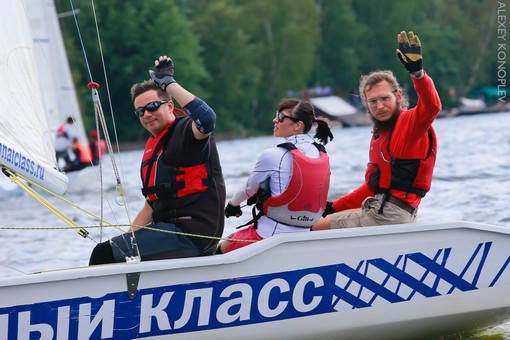 яхта эмка, парусная школа 7яхт, регата, пирогово, яхт клуб, обучение парусному спорту, минаев, кузьмин