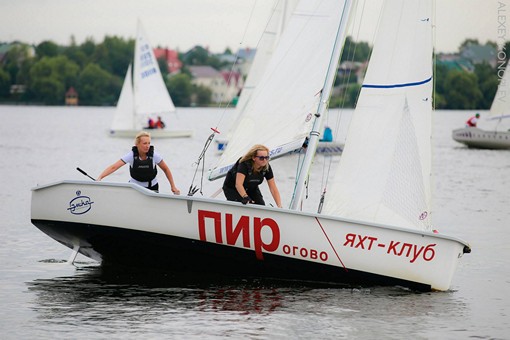 яхта эм ка, регата, кубок чайников, гонки новичков, парусная школа, яхт клуб пирогово, сорокина, петерсон
