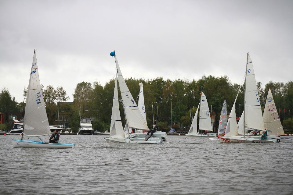 яхта эм ка, яхта финн, виндсерф, яхт клуб пирогово, парусная регата, chichester race, чичестер